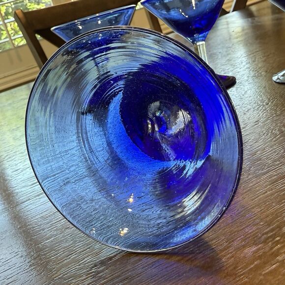 Set of 4 Hand Blown Cobalt Blue Martini / Cocktail Glasses – Clear Stem, Vintage - Picture 6 of 16